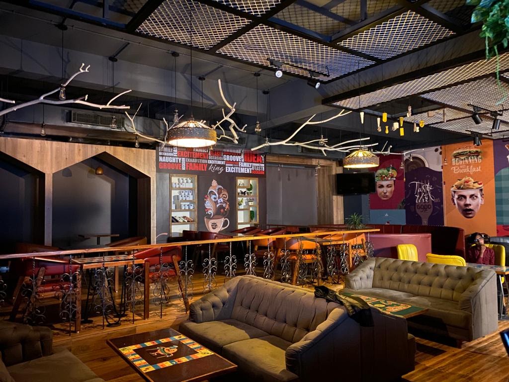 Coffee King interior